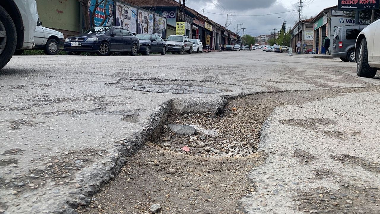 Kahramanmaraş'ta Bozuk Yollar Tazminat Kapısı Açtı: Haklarınızı Bilin