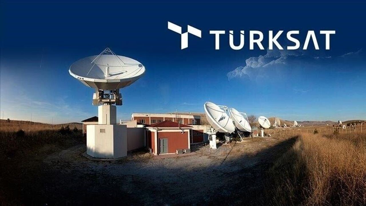 TÜRKSAT ile Uçaklarda Yerli İnternet Dönemi Başlıyor: AJet İlk Durak