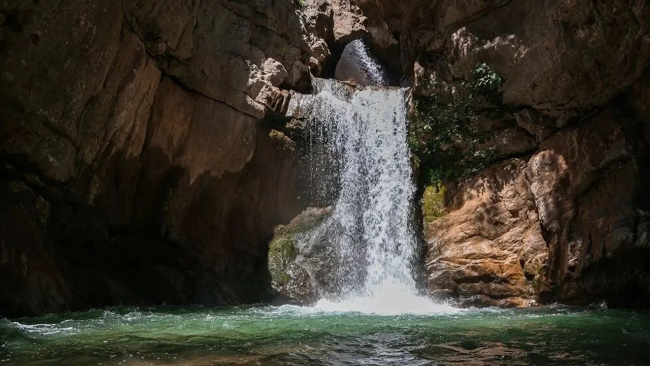 Kahramanmaraş'ın Saklı Cennetleri: 10 Eşsiz Doğa Rotası Keşfedilmeyi Bekliyor